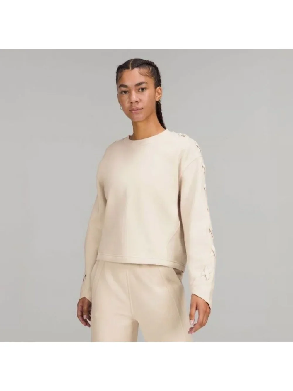 Lululemon Athletics Braided Sleeve Pullover Sz S/M Off White